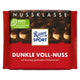 Dunkle Voll-Nuss